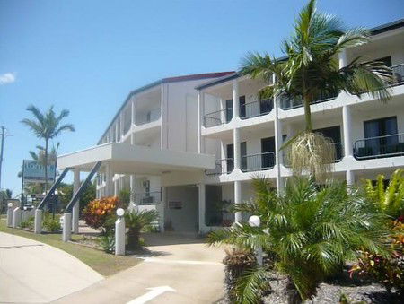  Schoolies Week Accommodation