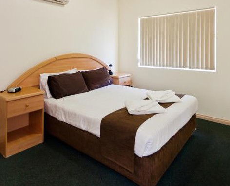 Alice On Todd - Schoolies Week Accommodation 1