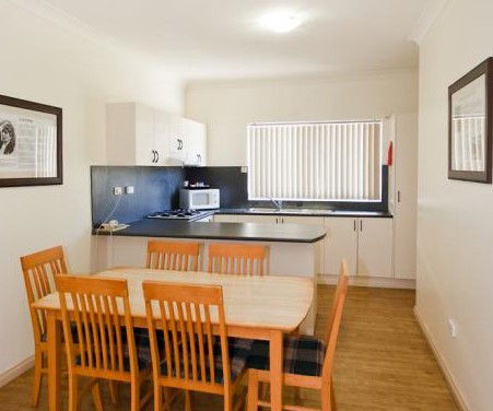 Alice On Todd - Schoolies Week Accommodation 2