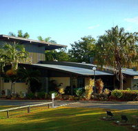 Capricorn Motel  Conference Centre - Schoolies Week Accommodation