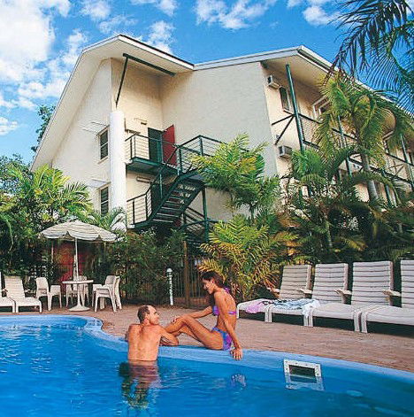 Value Inn - Schoolies Week Accommodation 0