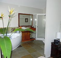Airlie Waterfront Bed and Breakfast - Schoolies Week Accommodation