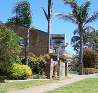 Beachfront Units Merimbula - Schoolies Week Accommodation