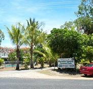 Mareeba Country Caravan Park - Schoolies Week Accommodation