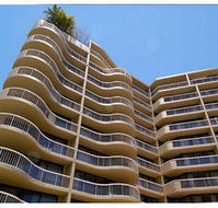 Hillcrest Central Apartment Hotel - Schoolies Week Accommodation