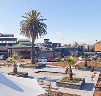 Taylors Lakes Hotel Motel - Schoolies Week Accommodation