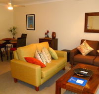 Miami Beachside Apartments - Schoolies Week Accommodation
