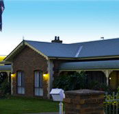 Lincoln Cottage Motor Inn - Schoolies Week Accommodation