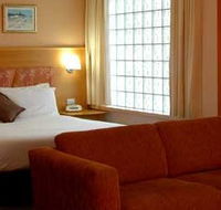 Rydges Hotel Wollongong - Schoolies Week Accommodation
