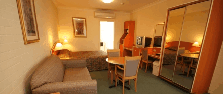 Best Western Coachman's Inn Motel - Schoolies Week Accommodation 2