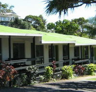 Villa Coolum - Schoolies Week Accommodation
