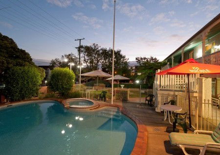 Aabon Holiday Apartments & Motel - Schoolies Week Accommodation 1