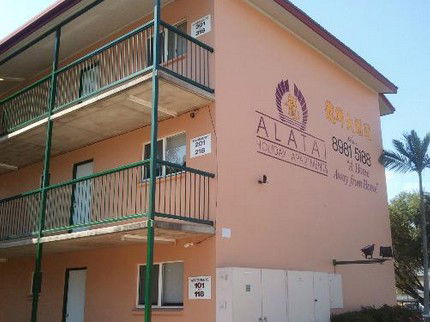Alatai Holiday Apartments - Schoolies Week Accommodation 3