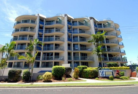 Excellsior Holiday Apartments - Schoolies Week Accommodation 0