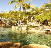 Colonial Palms Hotel Best Western - Schoolies Week Accommodation