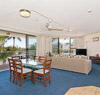 Chateau Royale Beach Resort - Schoolies Week Accommodation