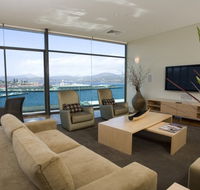 Lenna of Hobart - Schoolies Week Accommodation