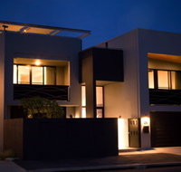 Chester's Boutique Hotel - Schoolies Week Accommodation