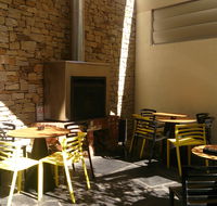 Blue Gums Hotel - Schoolies Week Accommodation