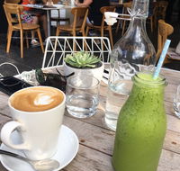 Urban St Leonards Hotel - Schoolies Week Accommodation