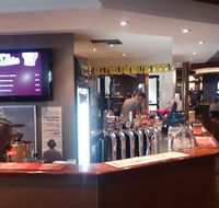 Willaston Hotel - Schoolies Week Accommodation