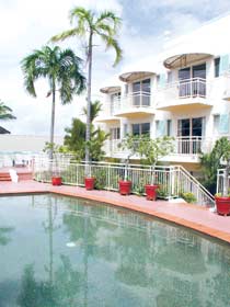 Il Centro Apartment Hotel - Schoolies Week Accommodation 0