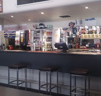 Settlers Hotel - Schoolies Week Accommodation