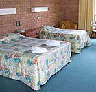 James Street Motor Inn - Schoolies Week Accommodation