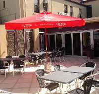 Crown Inn Hotel - Schoolies Week Accommodation