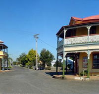 Commercial Hotel Ulmarra - Schoolies Week Accommodation