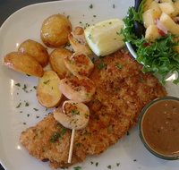 St Kilda Beach Hotel - Schoolies Week Accommodation