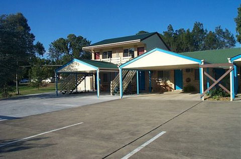 Kilcoy Gardens Motor Inn - Schoolies Week Accommodation 4