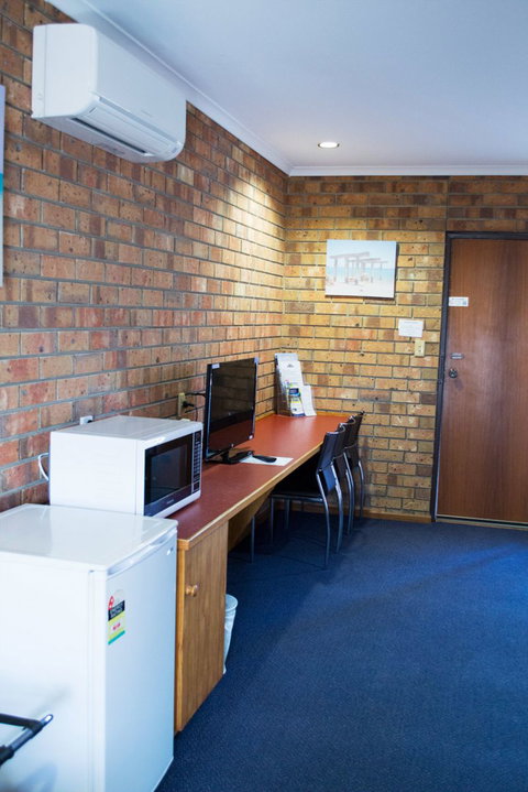 Kadina Gateway Motor Inn - Schoolies Week Accommodation 3