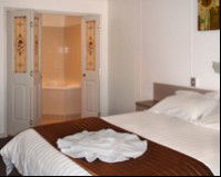 The Edge Hotel - Schoolies Week Accommodation 1
