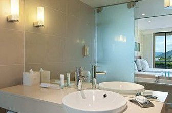 Hilton Cairns - Schoolies Week Accommodation 4