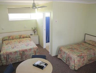 Wingham Motel - Schoolies Week Accommodation 1