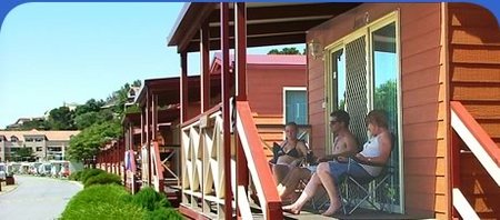  Schoolies Week Accommodation