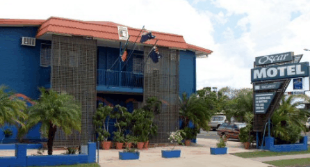 Oscar Motel - Schoolies Week Accommodation