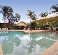 Comfort Resort Kaloha - Schoolies Week Accommodation