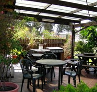 Lake Front Motel - Schoolies Week Accommodation