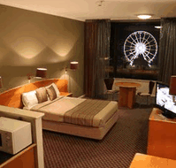 The New Esplanade Hotel - Schoolies Week Accommodation
