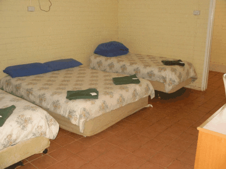 John Eyre Motel - Schoolies Week Accommodation