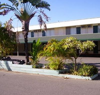 Ambassador Motel - Schoolies Week Accommodation