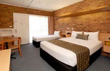 Dandenong Motel - Schoolies Week Accommodation 0