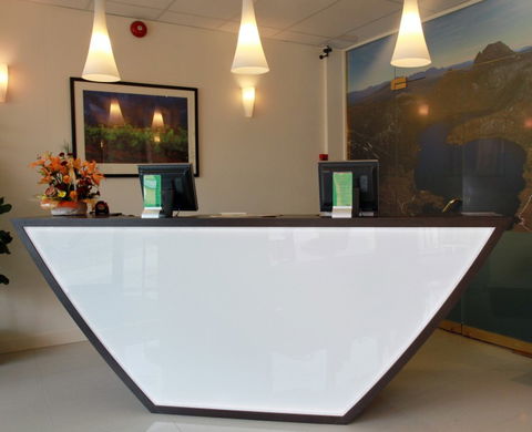Quality Hotel Gateway Devonport - Schoolies Week Accommodation 4