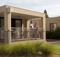 Berri Riverside Caravan Park - Schoolies Week Accommodation
