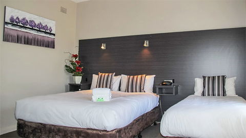 Mid City Motor Lodge - Schoolies Week Accommodation 1