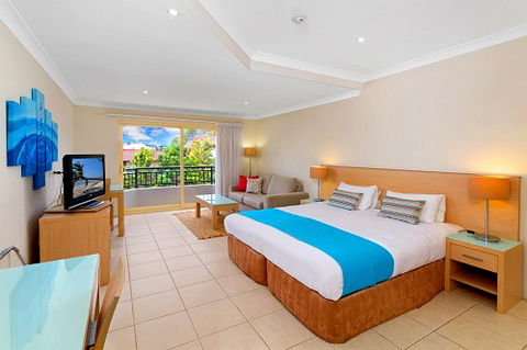 Terrigal Sails Serviced Apartments - Schoolies Week Accommodation 1