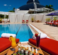 Pullman Reef Hotel Casino - Schoolies Week Accommodation