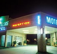 Sun Palms Hotel Motel - Schoolies Week Accommodation